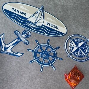 Nautical Wall Decor Set in Blue and White